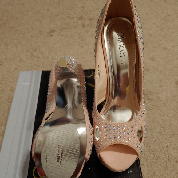 Rhinestone High Heel Pumps - Picture 2 of 3